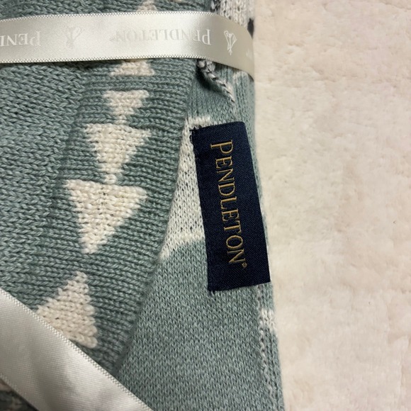 NWT Pendleton Knit Baby Blanket with Beanie Set Organic Cotton Sheep Dream Blue - Picture 5 of 9